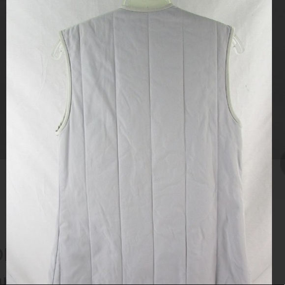 Nomia grey quilted work vest with latch hook 🌟 - Picture 8 of 8